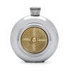 Круглая фляга English Pewter CEL442 с декоративной вставкой из латуни.