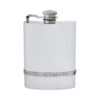 Карманная фляга English Pewter IP901CT с кельтским поясом и держателем пробки. Вид спереди.