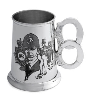 Пивная кружка English Pewter TS334 "Полиция". Вид сверху.