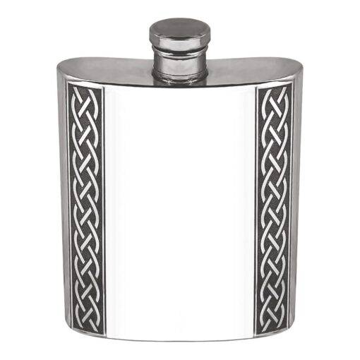 Карманная фляга English Pewter CEL620 в готическом стиле. Вид спереди. Карманная фляга English Pewter CEL620 в готическом стиле. Вид спереди.